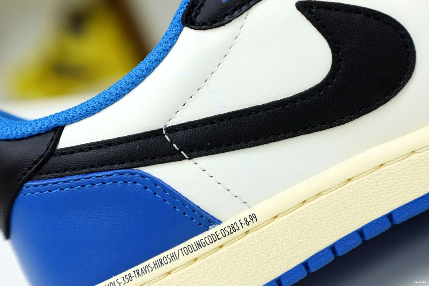 TRAVIS AIR DESIGN JORDAN FRAGMENT 1 X X LOW SCOTT 0817